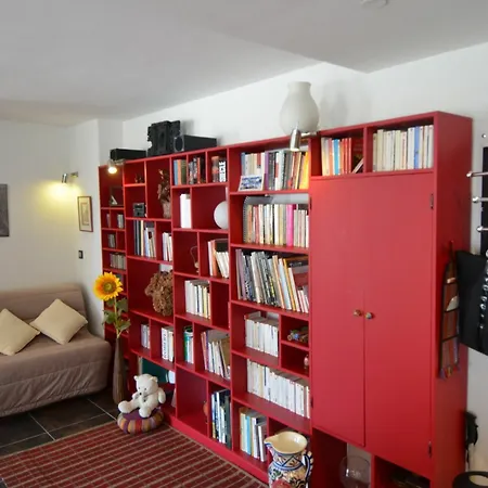 Apartment Rouge Indien Nizza